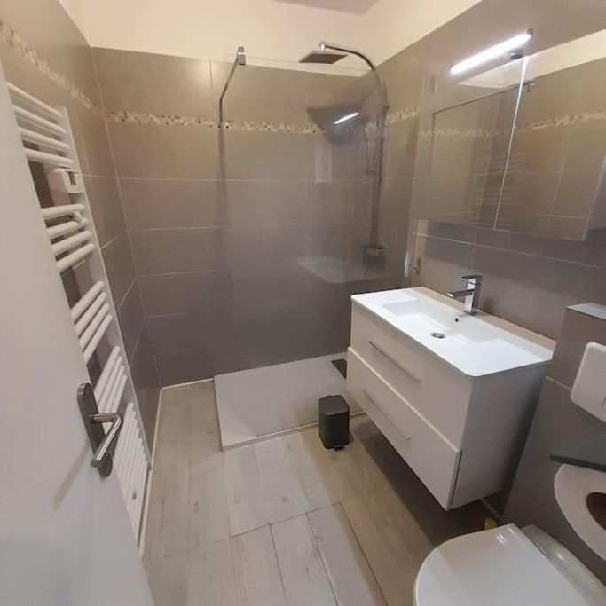 Appartement Spacieux Proche Terrasse Clim Parking *